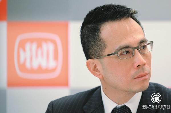 老臣子稱(chēng)李澤鉅“明年的主席”，暗示李嘉誠退休還是開(kāi)玩笑？ 