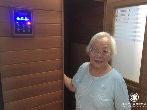 退休教授沉迷買(mǎi)保健品19年：終看清套路，出書(shū)揭暴利亂象