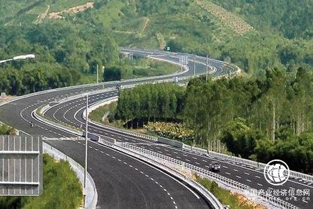 我國交通基礎設施建設多點(diǎn)突破助力經(jīng)濟社會(huì )發(fā)展