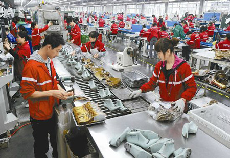 精準幫扶外貿企業(yè)保市場(chǎng)、保訂單、保份額